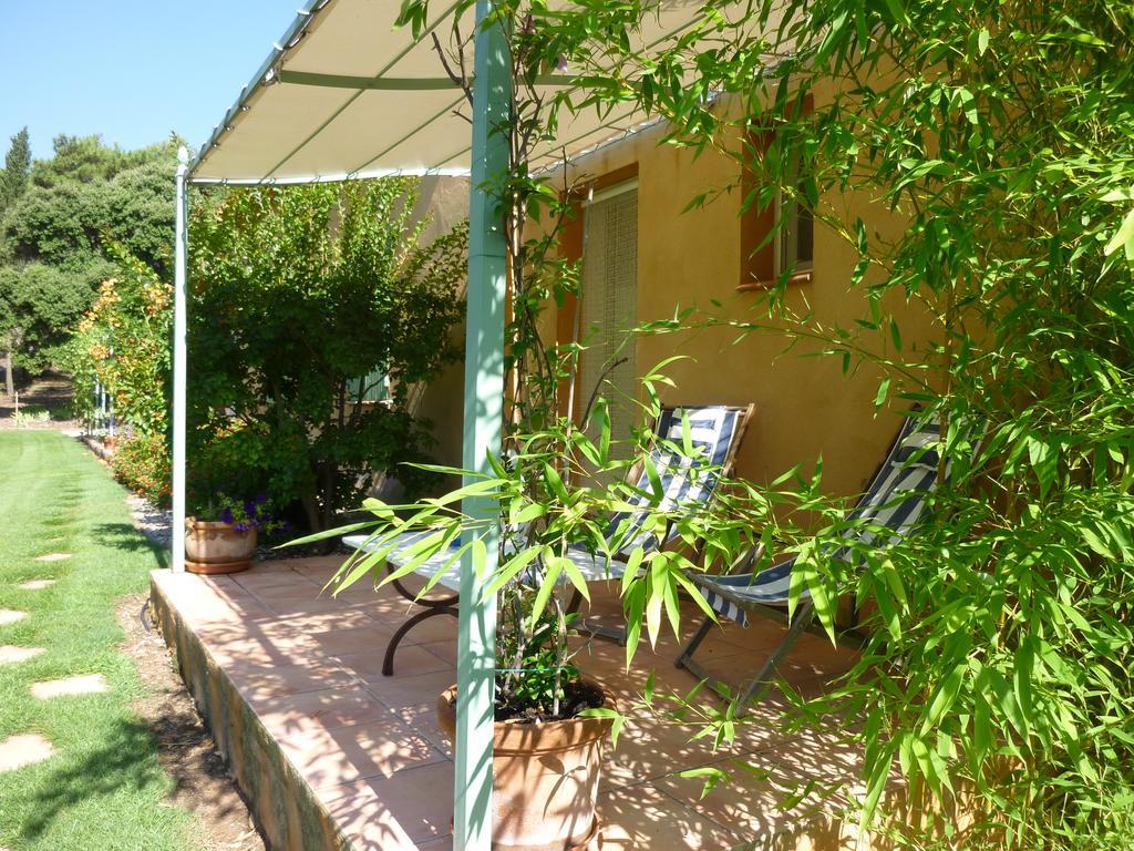 La Genestiere Bed and Breakfast Clermont-lʼHérault Εξωτερικό φωτογραφία