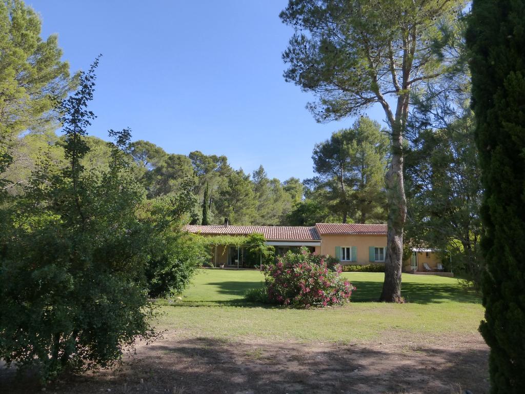 La Genestiere Bed and Breakfast Clermont-lʼHérault Εξωτερικό φωτογραφία