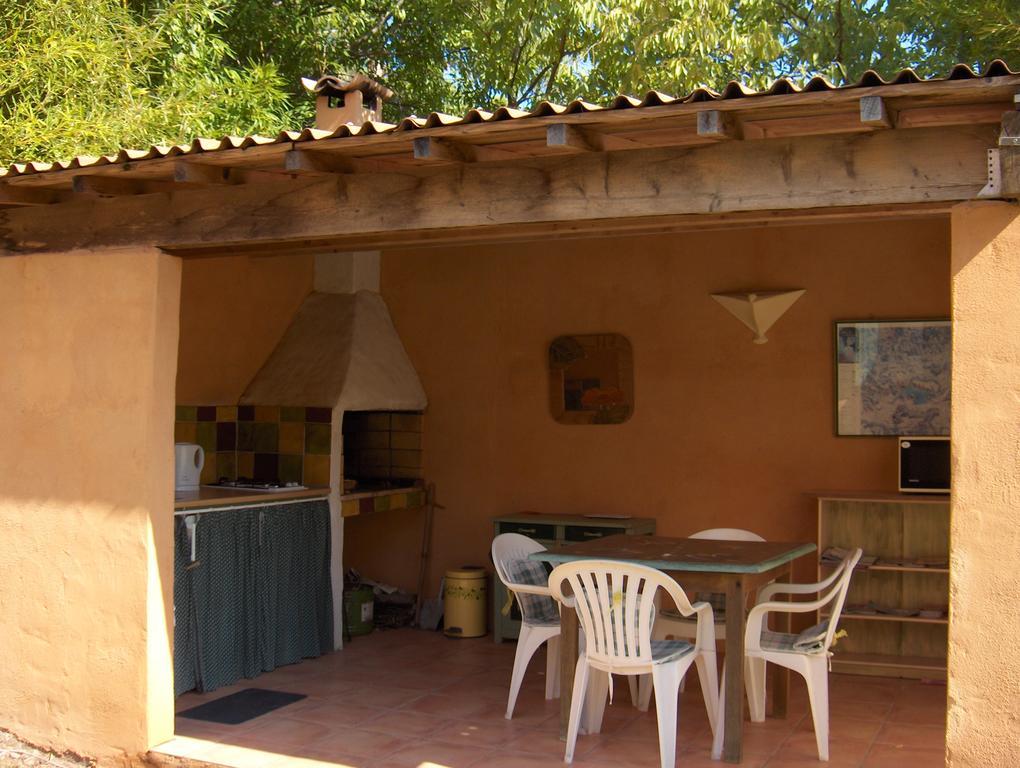 La Genestiere Bed and Breakfast Clermont-lʼHérault Εξωτερικό φωτογραφία