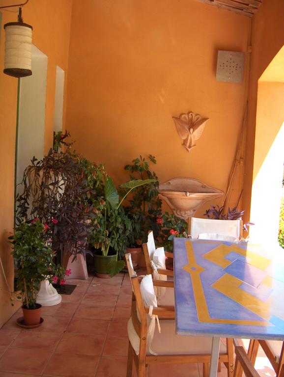 La Genestiere Bed and Breakfast Clermont-lʼHérault Εξωτερικό φωτογραφία
